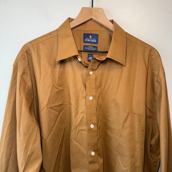 Stafford Men's Easy Care Broadcloth Travel Button Dress Shirt Brown Size XXL - Picture 2 of 5